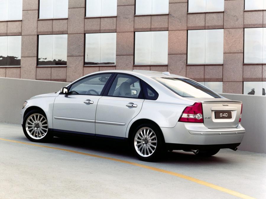  Volvo S40 2004 года  (фото 24 из 26)